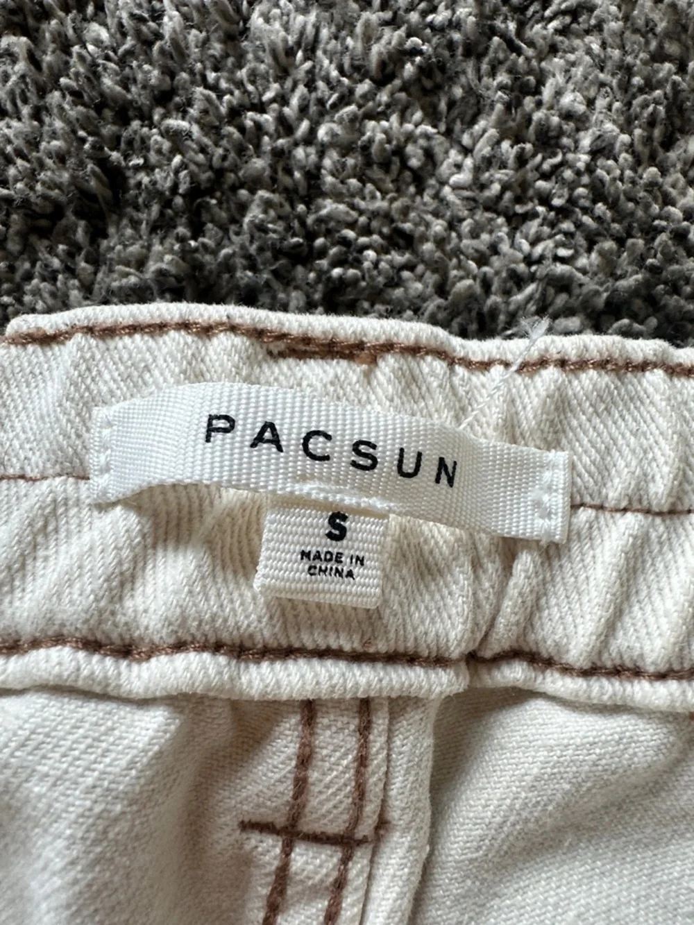 PacSun Women's Straight Leg Cargo Pants in Off-White Light Tan Size Small - Picture 5 of 11
